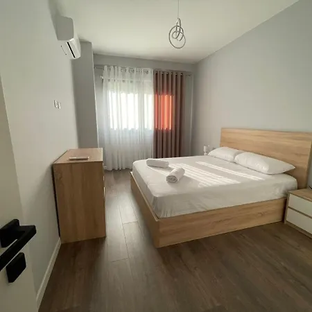 Dorina Tirana